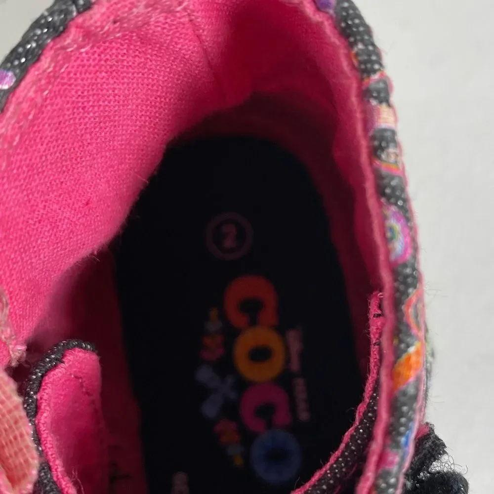 EUC Disney Pixar Coco Girls Hightop Sneakers Shoes Day Of The Dead Design Size 2